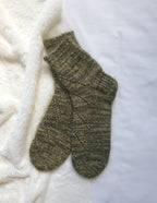 Forest green handknitted woolen socks. Foot size 24cm