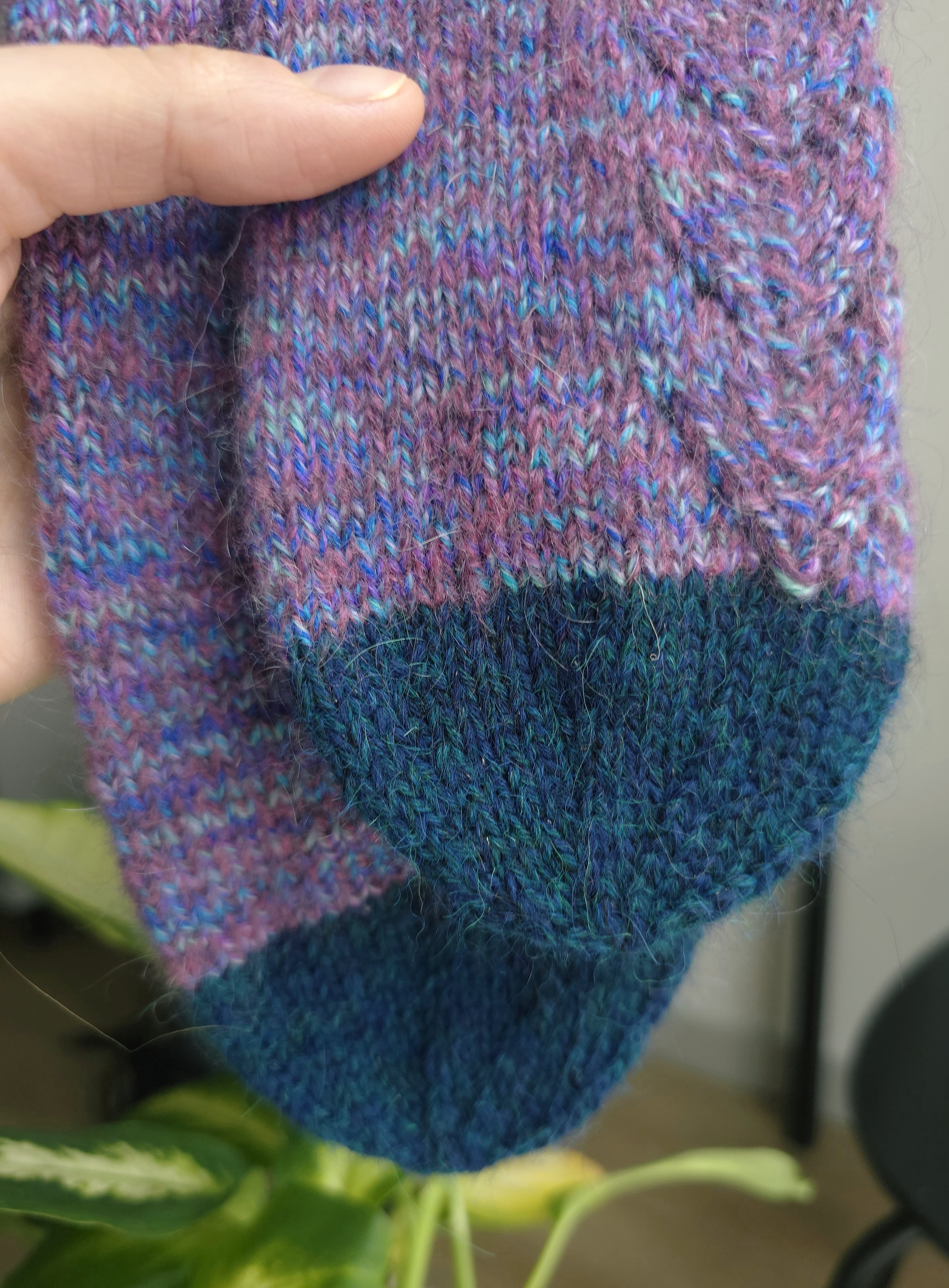 Violet knitted woolen socks with blue toe. Foot size 26cm